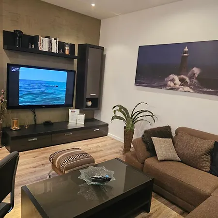 Modern 2 Bedroom In The Centre Apartment Riga